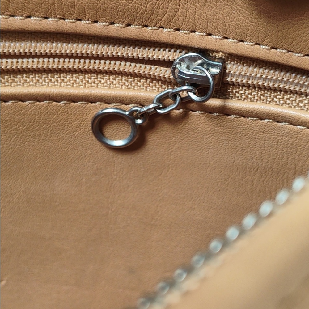 Vintage Coach Leather Tan Aubrey Shoulder Bag - Picture 6 of 8